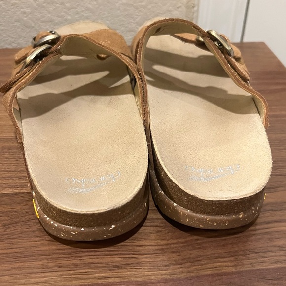 Women’s Dansko Sandal Size 40 (NWOT) - Picture 3 of 4
